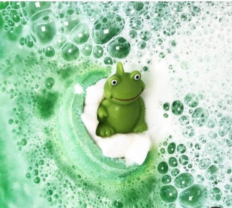 It's Not Easy Being Green Bath Blaster