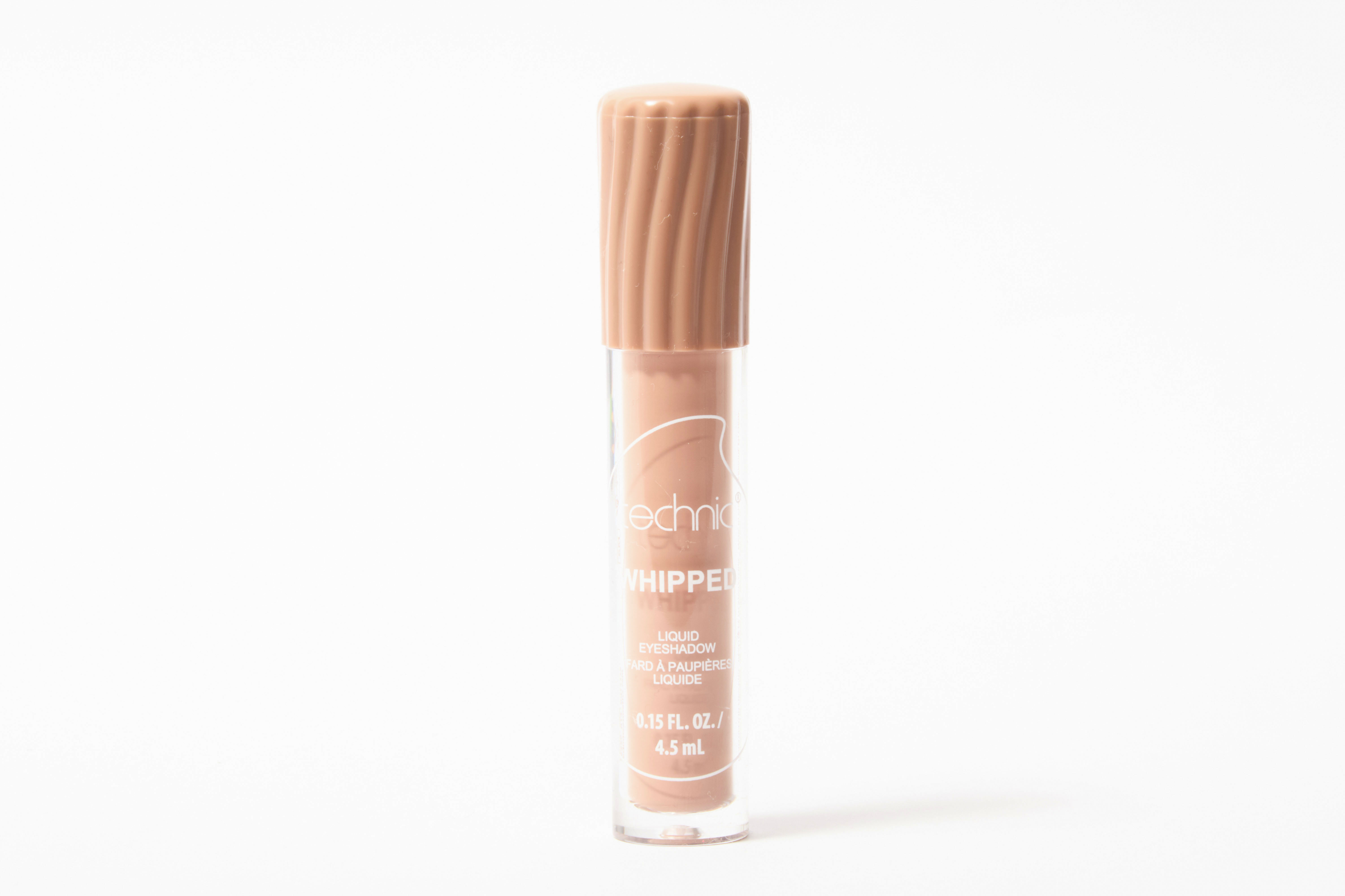 Whipped Liquid Eyeshadow – Desert Grey    